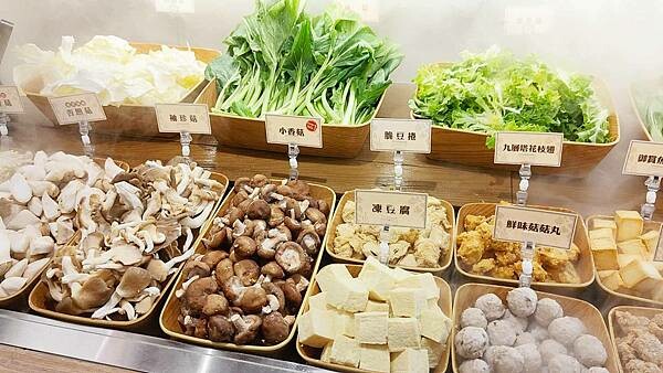 【台北美食】和牛涮 日式鍋物放題｜最低只要７６８＋１０％起就可以吃到和牛吃到飽