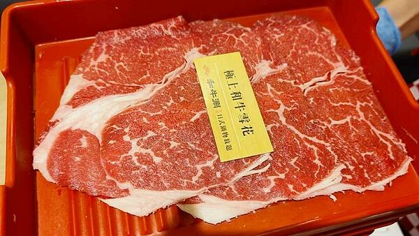 【台北美食】和牛涮 日式鍋物放題｜最低只要７６８＋１０％起就可以吃到和牛吃到飽