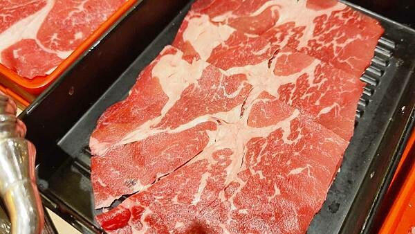 【台北美食】和牛涮 日式鍋物放題｜最低只要７６８＋１０％起就可以吃到和牛吃到飽