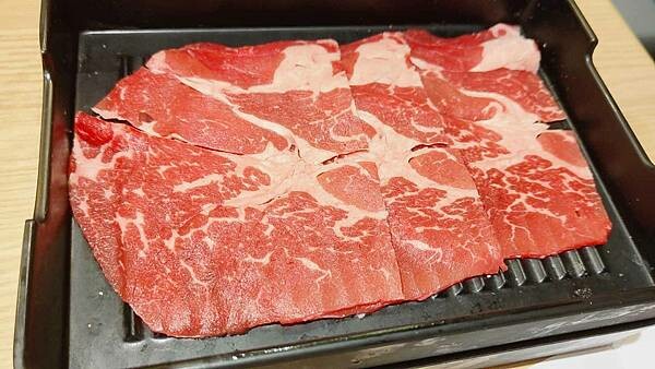 【台北美食】和牛涮 日式鍋物放題｜最低只要７６８＋１０％起就可以吃到和牛吃到飽