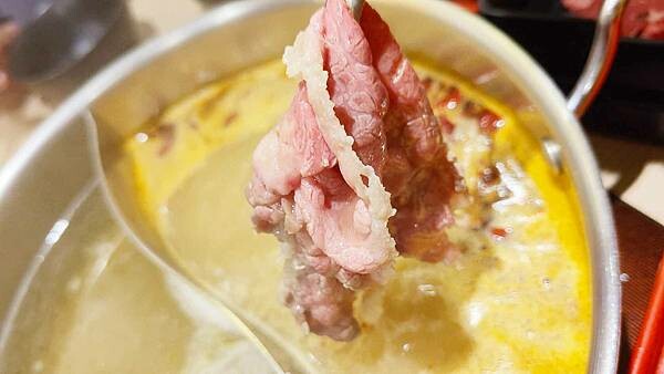 【台北美食】和牛涮 日式鍋物放題｜最低只要７６８＋１０％起就可以吃到和牛吃到飽