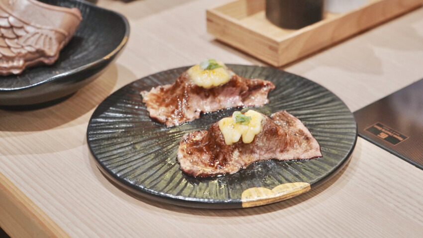 台北市大安區[台北美食] 和牛涮2.0來了！關西關東壽喜燒一次滿足｜期間限定紫薯芋泥鯛魚燒