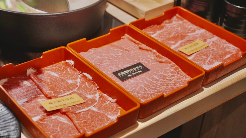 台北市大安區[台北美食] 和牛涮2.0來了！關西關東壽喜燒一次滿足｜期間限定紫薯芋泥鯛魚燒