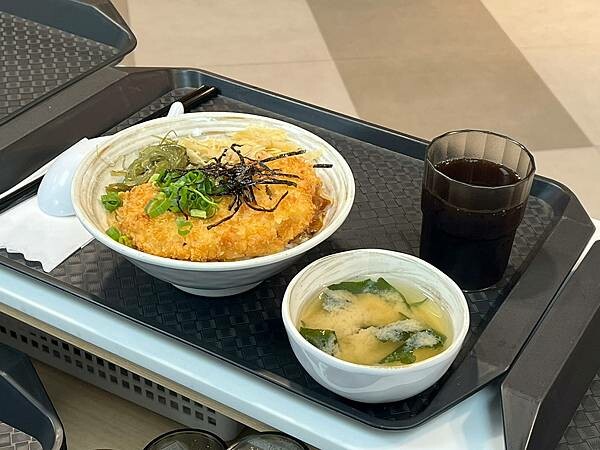 LINE_ALBUM_20230402 _4_230403_3.jpg