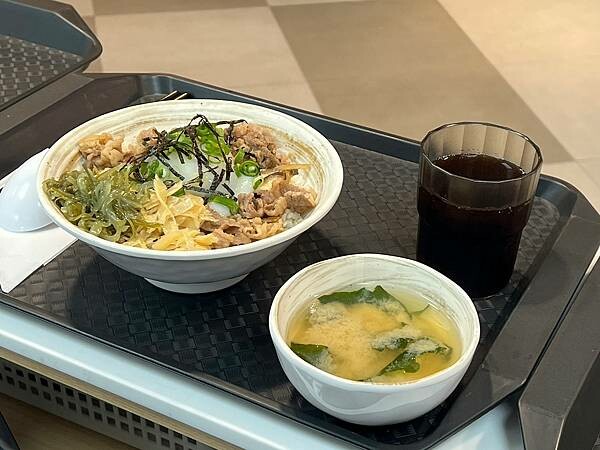 LINE_ALBUM_20230402 _4_230403_2.jpg