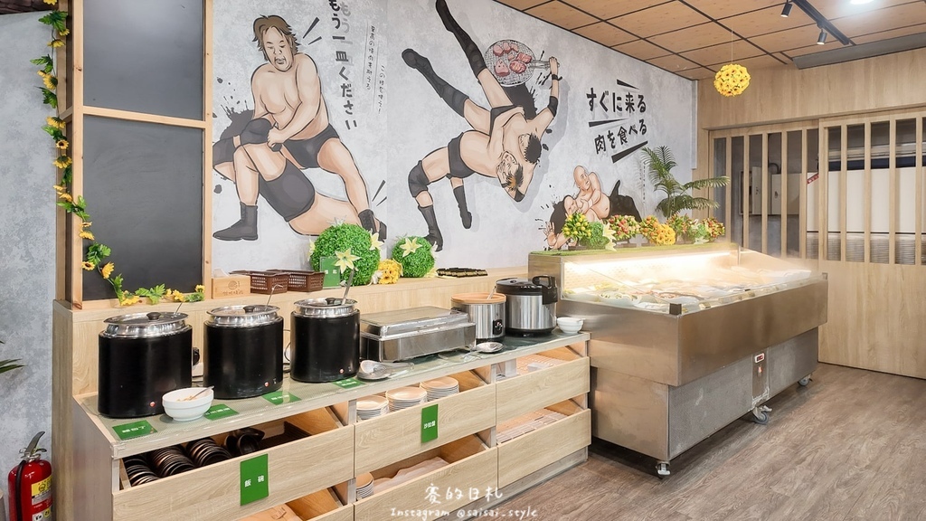 台中燒肉推薦!海線燒肉必訪釿炘燒肉,豐富自助吧與壽星贈蝦優惠。