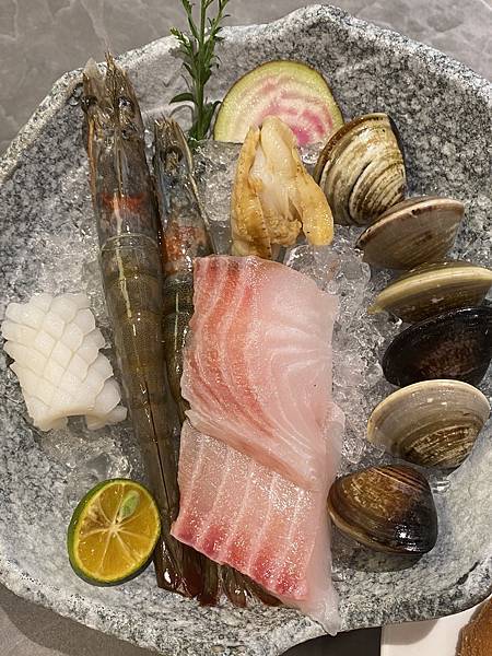 中山小火鍋推薦！呷哺呷哺堅持用心研究湯底，享受高品質的個人火鍋體驗