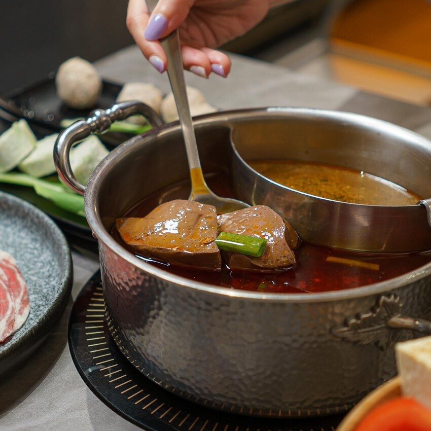 台北 中山區 呷哺呷哺 中山站 新光三越南西 火鍋 手搖飲 5.jpg