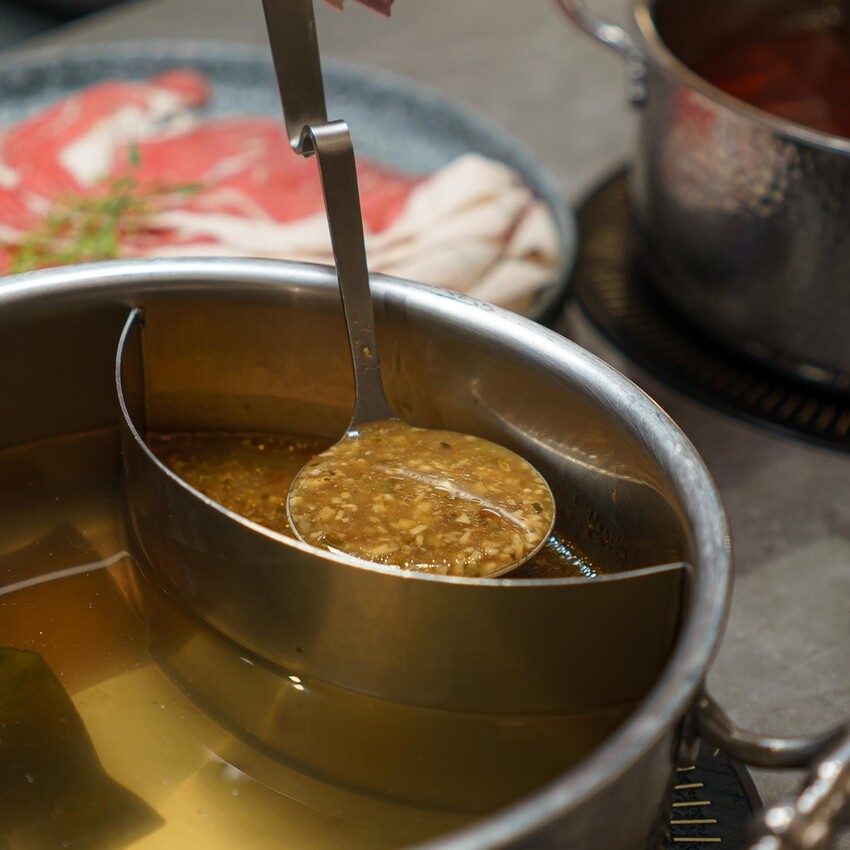 台北 中山區 呷哺呷哺 中山站 新光三越南西 火鍋 手搖飲 3.jpg