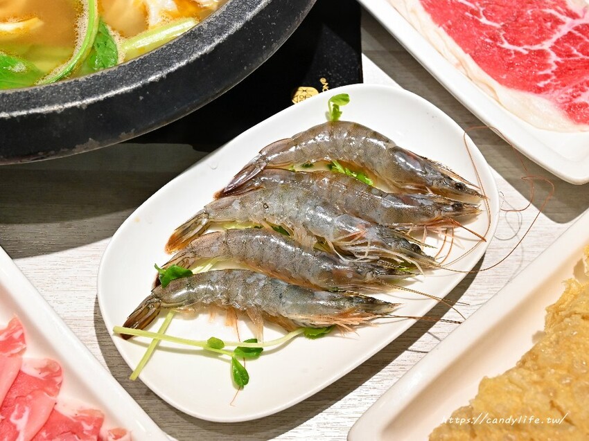 石二鍋｜全新鍋底新上市，內用享冬瓜檸檬冰沙喝到飽，還有超值優惠券，這樣吃省超多！