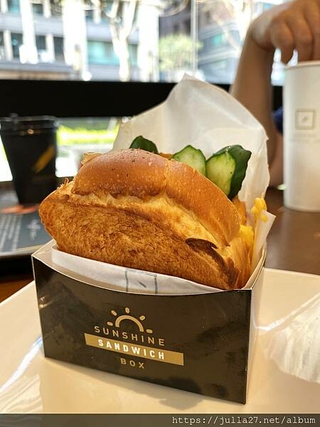 20230325_004254706_iOS-1