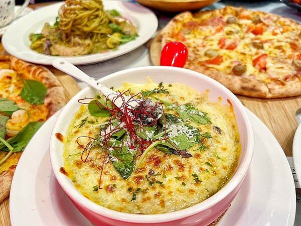 LINE_ALBUM_拍拍手 二傻夫婦_230422_14.jpg