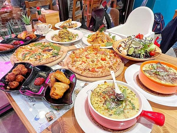 LINE_ALBUM_拍拍手 二傻夫婦_230422_26.jpg