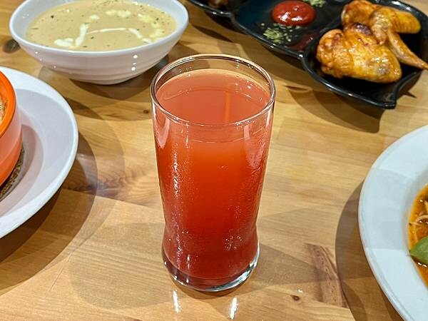 (蘆洲PIZZA)拍拍手披薩咖啡~破千則好評巷弄美食~爐烤披