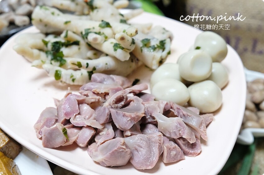 台中滷味這家很特別!少見白滷橄欖屋滷味吃得到~眷村白涼麵也大推 - 棉花糖的天空