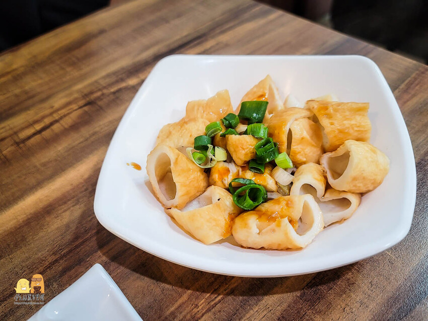 一點都不猛的猛男蚵仔煎，有基隆吉古拉、大燒賣、脆煎蚵仔煎