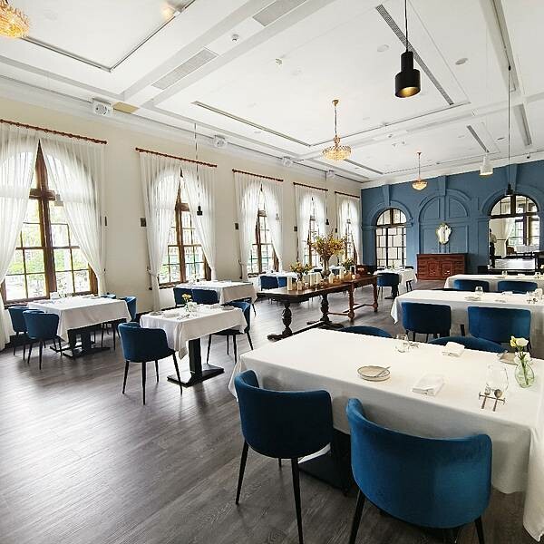 台中市西區(台中/西區)說故事的人-藏身在臺中市役所二樓，四月精緻午餐餐點開箱