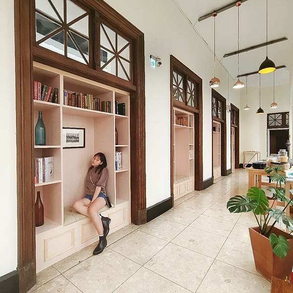 台中市西區(台中/西區)說故事的人-藏身在臺中市役所二樓，四月精緻午餐餐點開箱