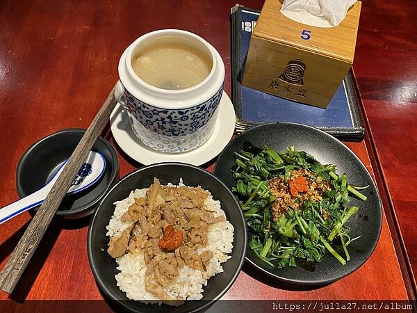 20230323_110503493_iOS-1