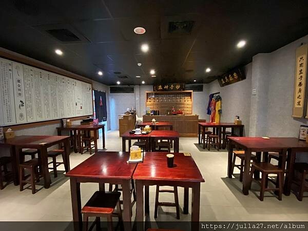 20230323_112725475_iOS-1