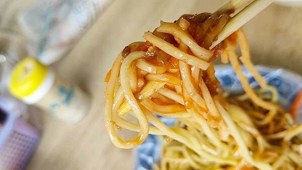 【台北美食】阿貴大腸麵線|評價高達4.4顆星的爆高評價的美味炒麵