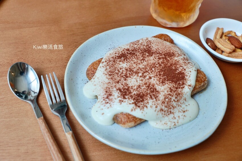 彰化美食酉久茶事|老宅咖啡館,隱藏巷弄美食,寵物友善餐廳,近彰化三民路美食