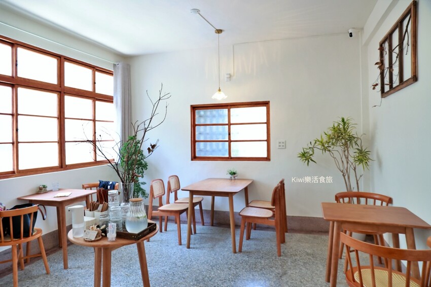 彰化美食酉久茶事|老宅咖啡館,隱藏巷弄美食,寵物友善餐廳,近彰化三民路美食