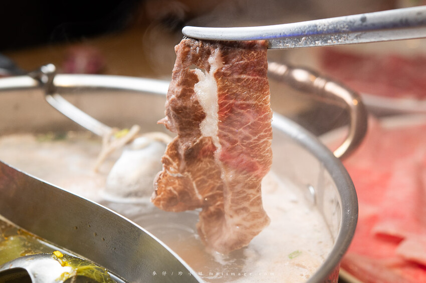 芳 和牛海鮮精緻鍋物｜中壢超狂和牛海鮮鍋物專賣店，秋季蟹霸王套餐日本頂級和牛+當季活體海鮮盤最低只要69