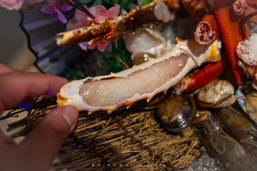 芳 和牛海鮮精緻鍋物｜中壢超狂和牛海鮮鍋物專賣店，秋季蟹霸王套餐日本頂級和牛+當季活體海鮮盤最低只要69