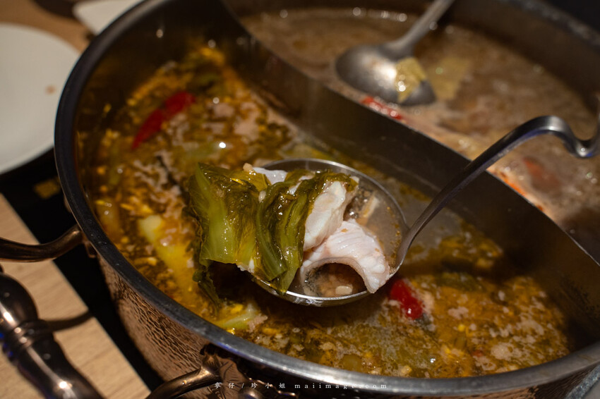 芳 和牛海鮮精緻鍋物｜中壢超狂和牛海鮮鍋物專賣店，秋季蟹霸王套餐日本頂級和牛+當季活體海鮮盤最低只要69