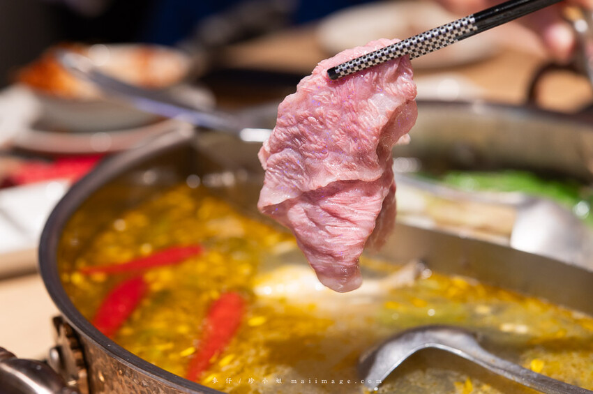 芳 和牛海鮮精緻鍋物｜中壢超狂和牛海鮮鍋物專賣店，秋季蟹霸王套餐日本頂級和牛+當季活體海鮮盤最低只要69