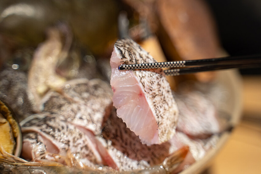 芳 和牛海鮮精緻鍋物｜中壢超狂和牛海鮮鍋物專賣店，秋季蟹霸王套餐日本頂級和牛+當季活體海鮮盤最低只要69