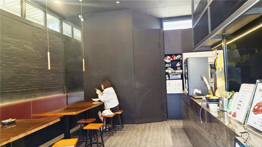 台中北屯最強燒臘便當|張登棋燒味,晚來就吃不到