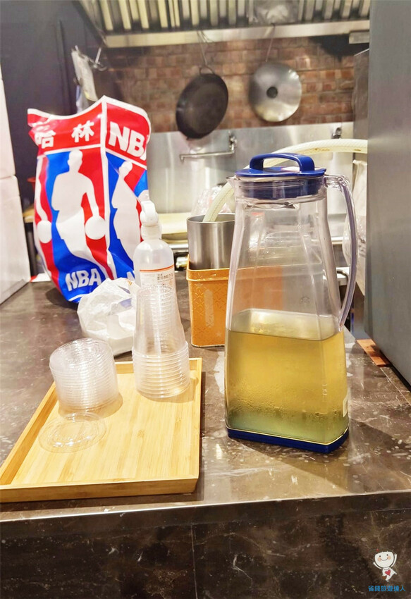 台中北屯最強燒臘便當|張登棋燒味,晚來就吃不到