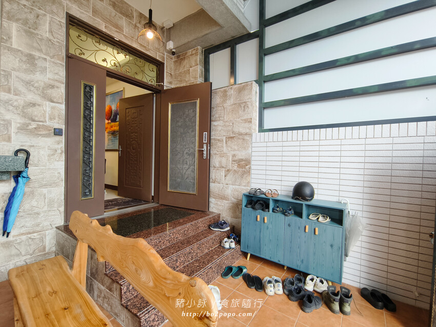 台東。台東市》浪閣民宿33.35。可愛的卡通主題房型