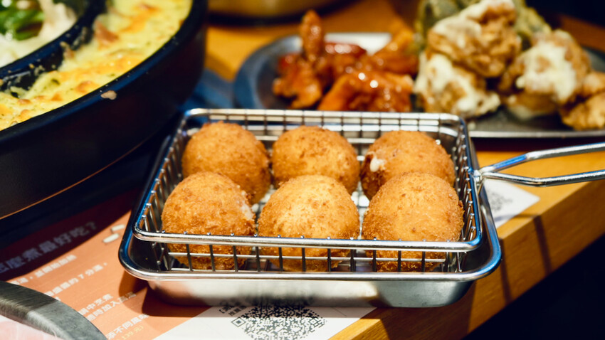 新北市新店區[新店美食] 兩餐韓國年糕火鍋吃到飽｜限時299元韓國年糕鍋／韓式炸雞吃到飽