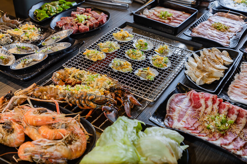 鳳山美食 – 野饌日式燒肉吃到飽 x 不只燒肉！泰國蝦生蚵啤酒暢飲！