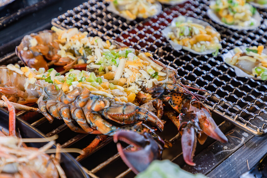 鳳山美食 – 野饌日式燒肉吃到飽 x 不只燒肉！泰國蝦生蚵啤酒暢飲！
