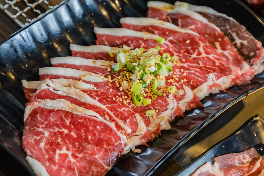 鳳山美食 – 野饌日式燒肉吃到飽 x 不只燒肉！泰國蝦生蚵啤酒暢飲！