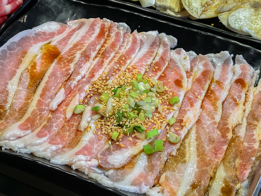 鳳山美食 – 野饌日式燒肉吃到飽 x 不只燒肉！泰國蝦生蚵啤酒暢飲！