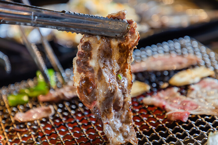 鳳山美食 – 野饌日式燒肉吃到飽 x 不只燒肉！泰國蝦生蚵啤酒暢飲！