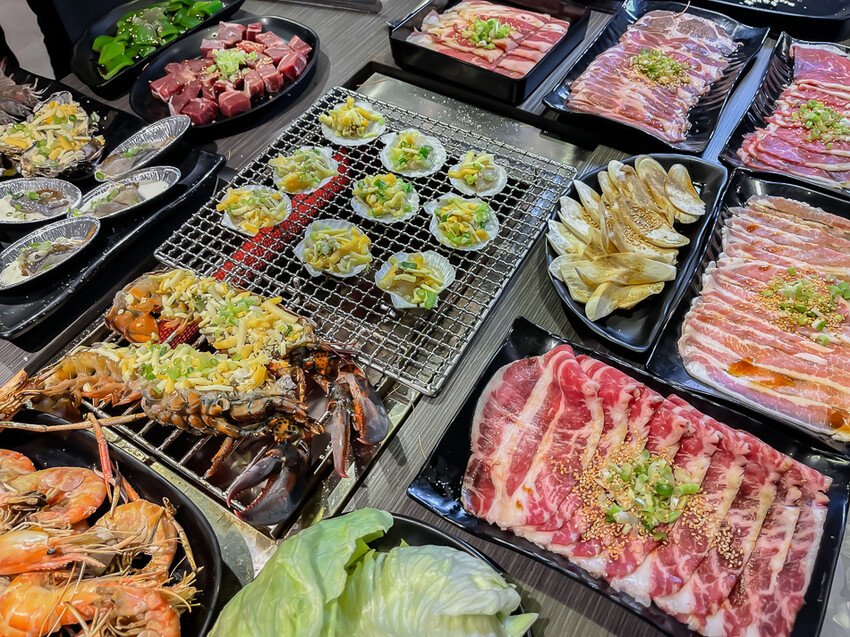鳳山美食 – 野饌日式燒肉吃到飽 x 不只燒肉！泰國蝦生蚵啤酒暢飲！