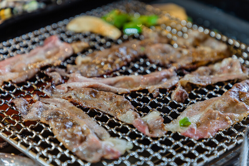 鳳山美食 – 野饌日式燒肉吃到飽 x 不只燒肉！泰國蝦生蚵啤酒暢飲！