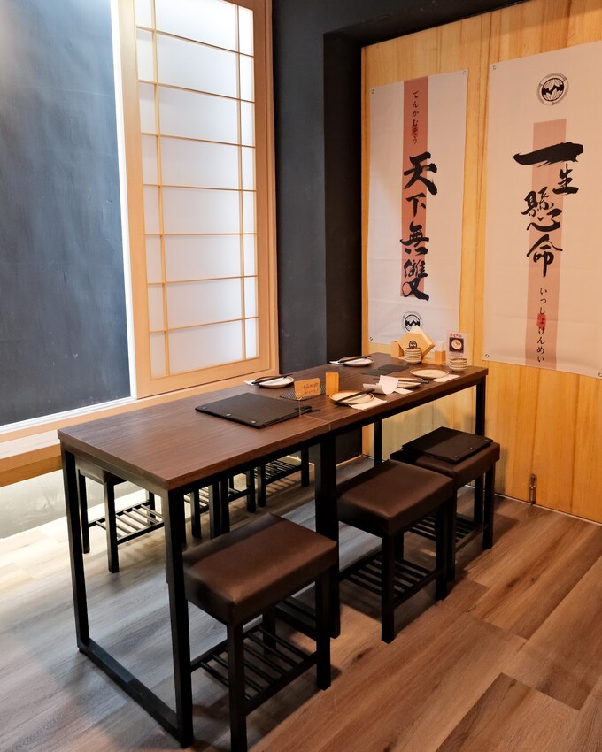 【台北居酒屋推薦】竹崎居酒食堂敦化店～串燒、墨魚炒飯、鯖魚超