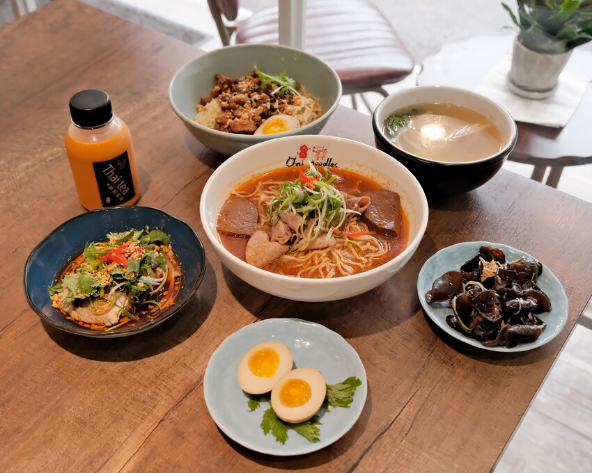 【板橋美食推薦】 二鬼麵舖-江子翠店~平價飯麵料理只要130元起!板橋小吃、麻辣美食推薦~捷運江子翠站必吃美食