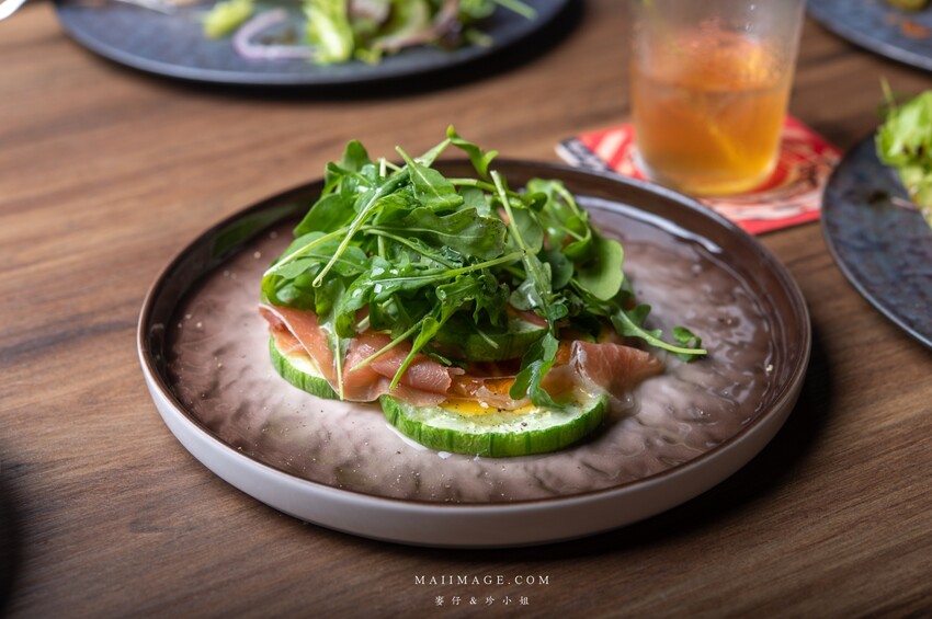 台中美食｜NK. Restaurant～歐陸料理與臺灣食材的完美結合，口味層次多主廚實力堅強，必點豬腳醋、油封鴨腿