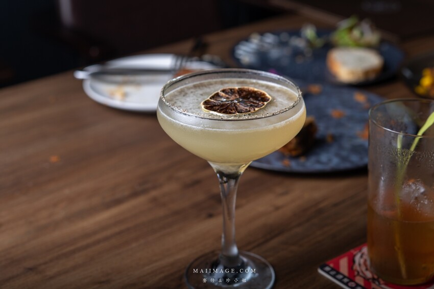 台中美食｜NK. Restaurant～歐陸料理與臺灣食材的完美結合，口味層次多主廚實力堅強，必點豬腳醋、油封鴨腿