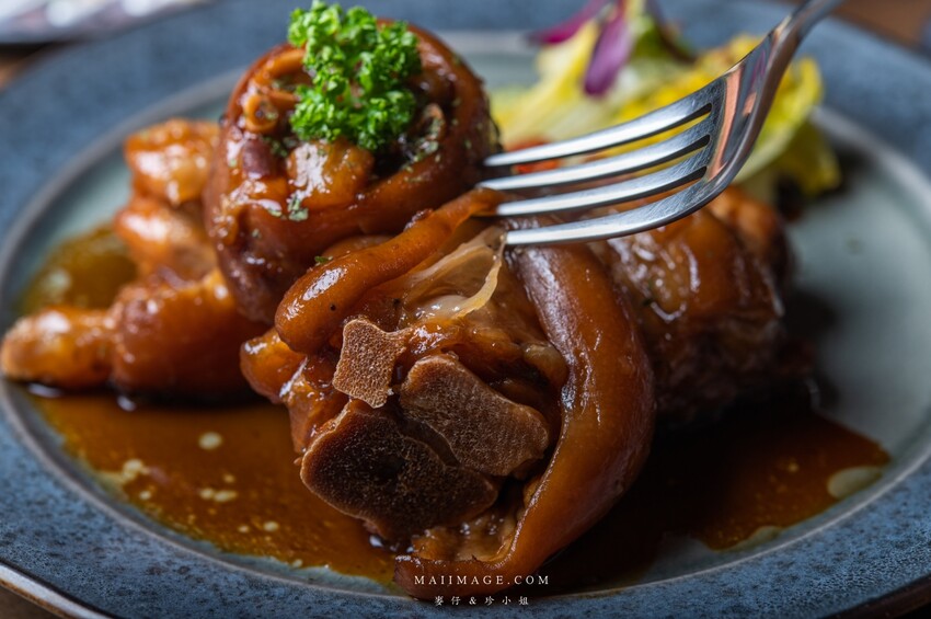 台中美食｜NK. Restaurant～歐陸料理與臺灣食材的完美結合，口味層次多主廚實力堅強，必點豬腳醋、油封鴨腿