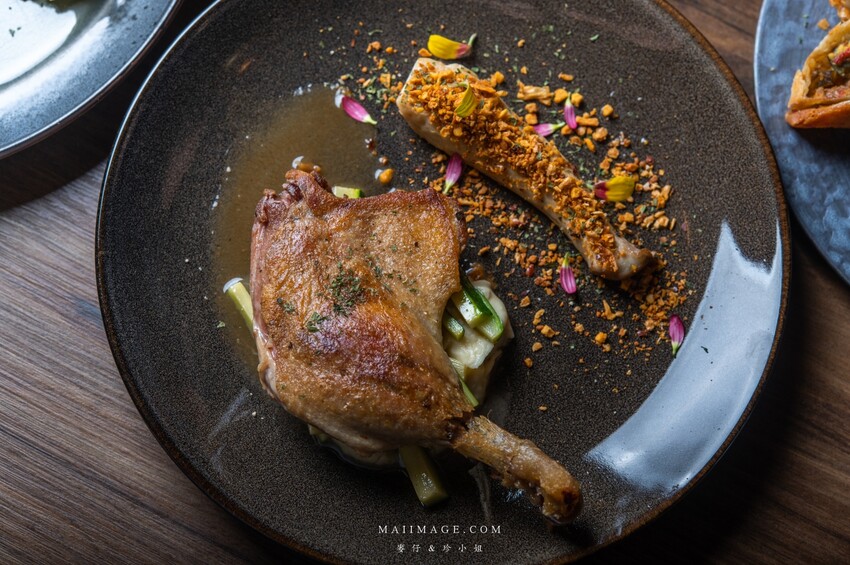台中美食｜NK. Restaurant～歐陸料理與臺灣食材的完美結合，口味層次多主廚實力堅強，必點豬腳醋、油封鴨腿