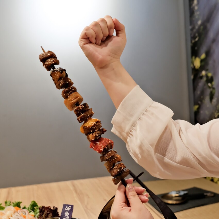 【桃園居酒屋推薦】參肆玖餐酒屋Bar 349～獨家台日創意料理只要99元起～還有私人包廂可以預約喔！桃園平價餐廳必吃～